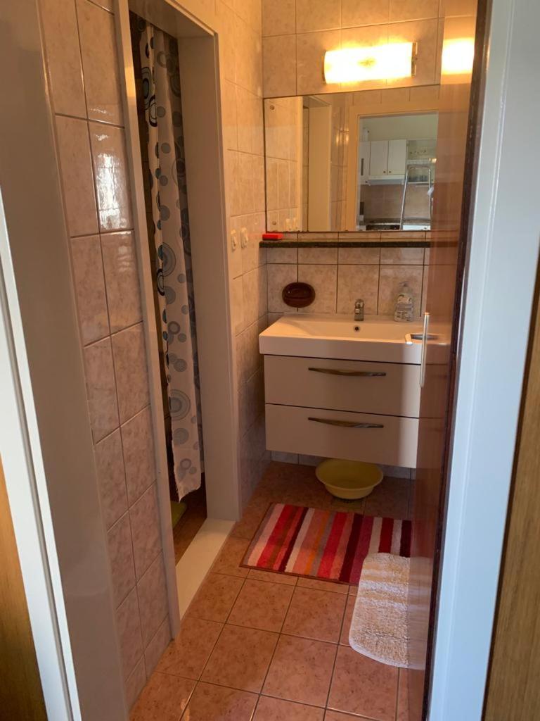 Rozita Seaside Relax Apartments Podgora Esterno foto